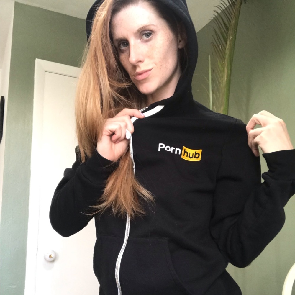 RARE Autographed Pornhub pornstar hoodie